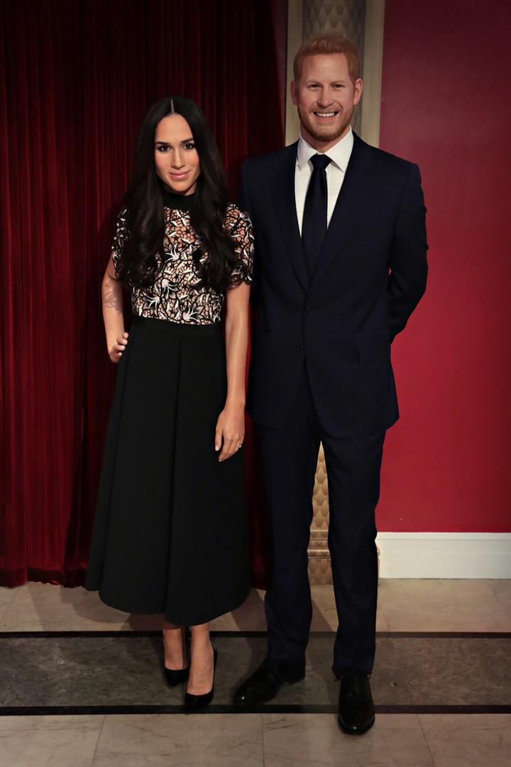 Harry e Meghan: le loro statue in cera esposte da Madame Tussauds Le statue di Harry e Meghan al Madame Tussauds di New York