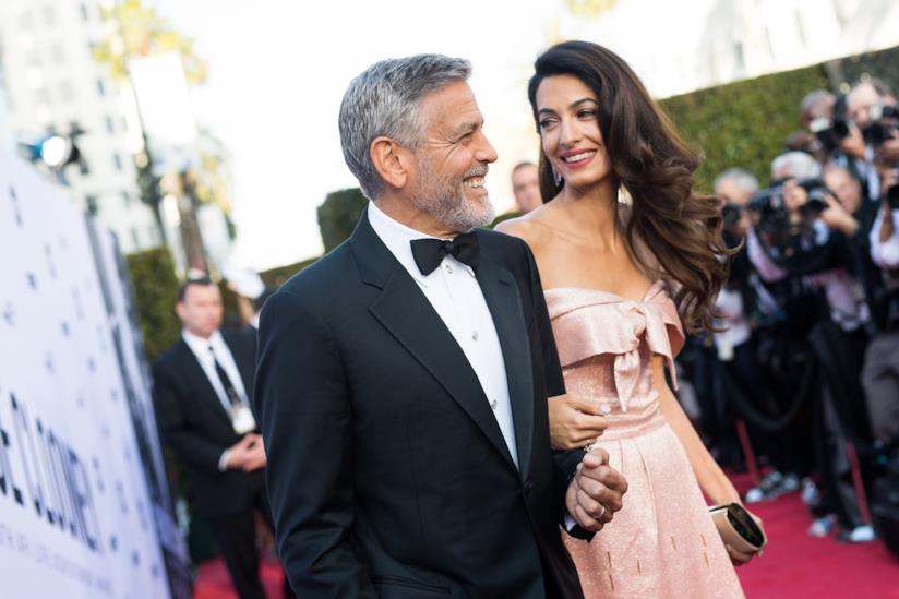 George Clooney e Amal in vacanza in Italia con i gemelli George Clooney e Amal