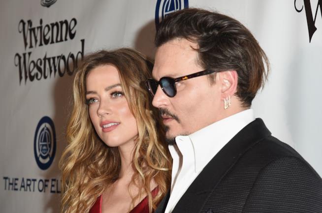 Amber Heard Johnny Depp insieme su un red carpet