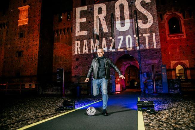 Eros Ramazzotti al Castello Sforzesco Eros Ramazzotti al Castello Sforzesco