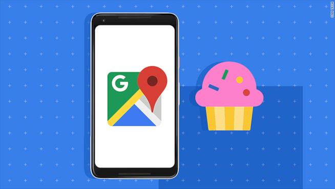 Google Maps ed un cupcake Un'illustrazione del logo di Google Maps su uno smartphone ed un cupcake