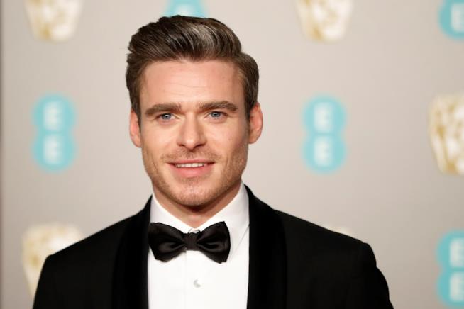 Richard Madden parla delle pressioni che gli attori subiscono a Hollywood sull'aspetto fisico Richard Madden