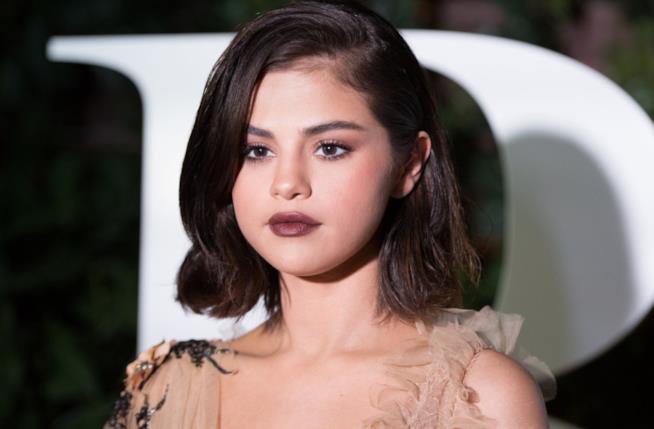 Selena Gomez ha di nuovo problemi con Justin Bieber e ha corso tanti rischi dopo il trapianto di rene Selena Gomez