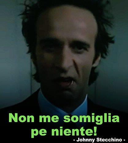 Meme su Johnny Stecchino Johnny Stecchino e il meme sulla celebre fase Non me somiglia per niente