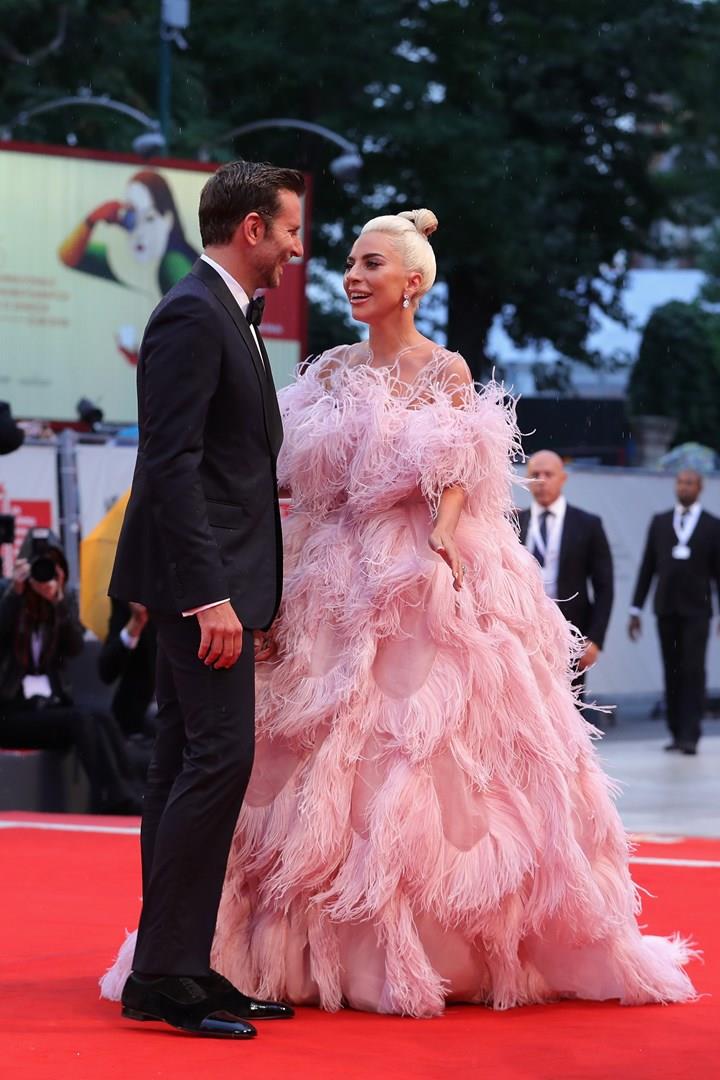 Bradley Cooper e Lady Gaga Bradley Cooper e Lady Gaga sul red carpet