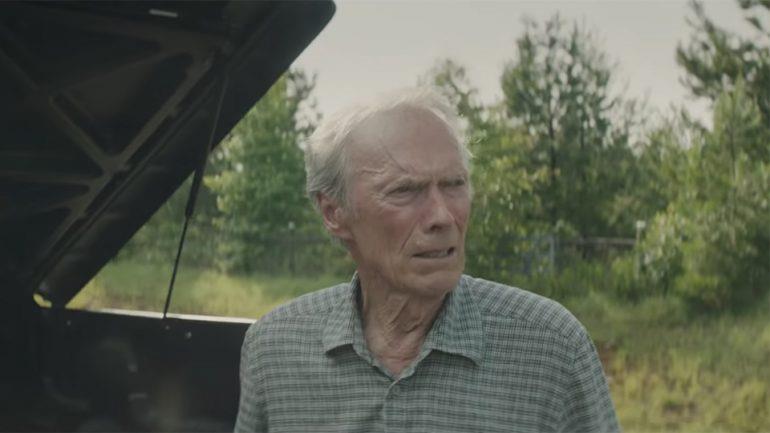 Clint Eastwood recita e dirige Il Corriere - The Mule Clint Eastwood in The Mule è un insospettabile corriere della droga