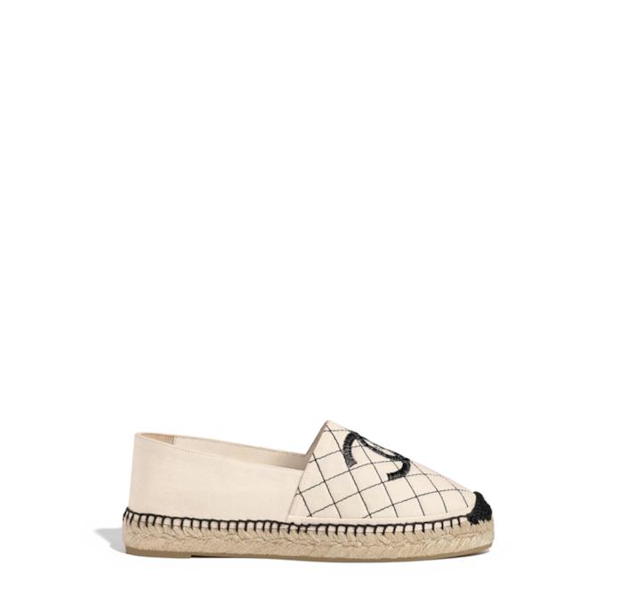 Le espadrillas di Chanel sono le scarpe che gli utenti cercano di più su Google Espadrillas Chanel Primavera Estate 2018