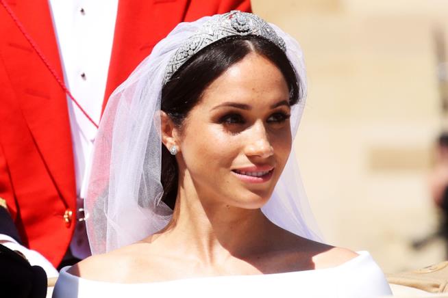 Abito da sposa Meghan Markle Meghan Markle e Harry appena sposati