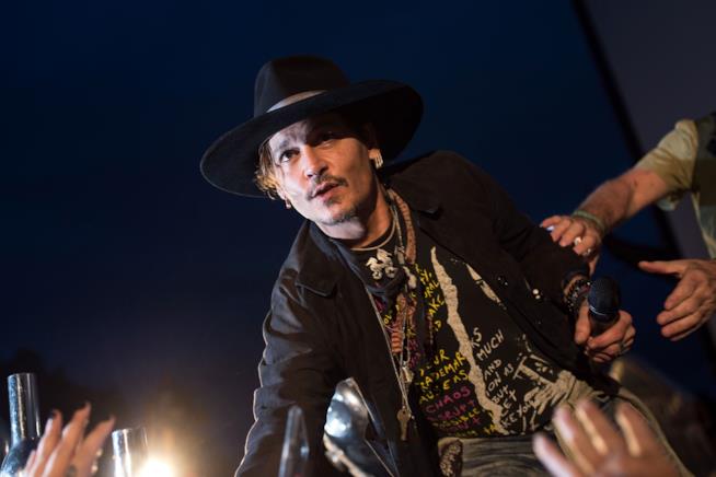 Johnny Depp modifica il tatuaggio dedicato all'ex Amber Heard Johnny Depp