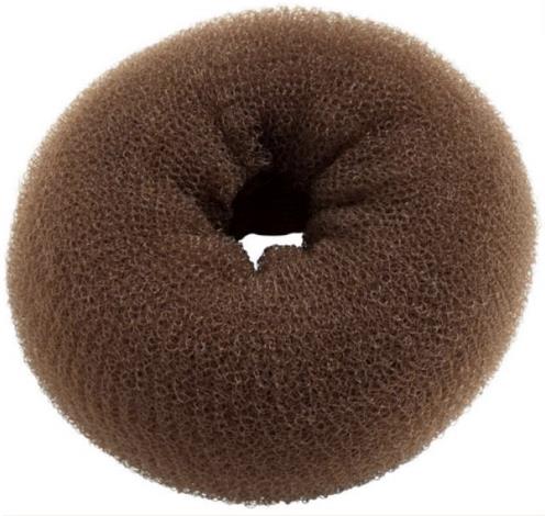 La ciambella per chignon Una ciambella per chignon di colore marrone