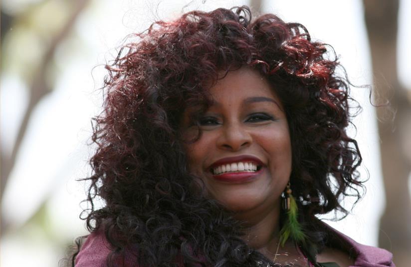 Capelli burgundy per l'estate Donna con capelli burgundy