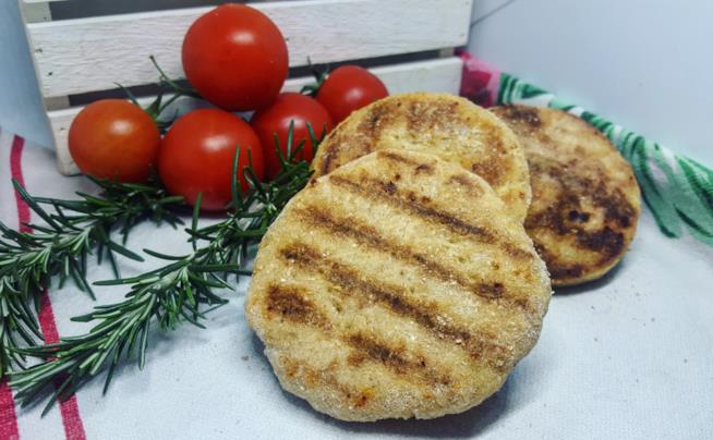 Focaccine in padella Piccole pizzette