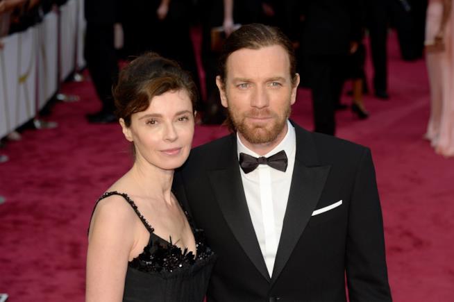 Ewan McGregor si separa dalla moglie dopo 22 anni insieme Ewan McGregor con la moglie Eve Mavrakis