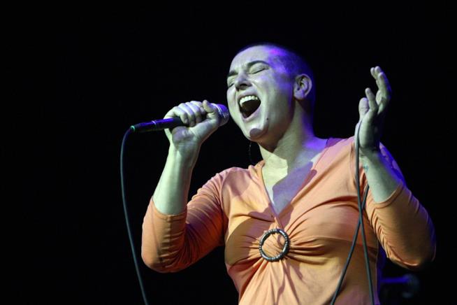 Sinéad O'Connor non frequenterà più persone di religione non musulmana Sinéad O'Connor