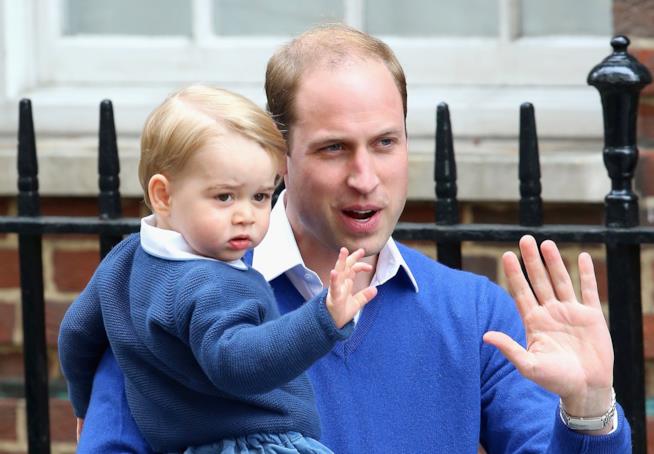 Il nomignolo di Baby George per William Baby George e il Principe William in primo piano
