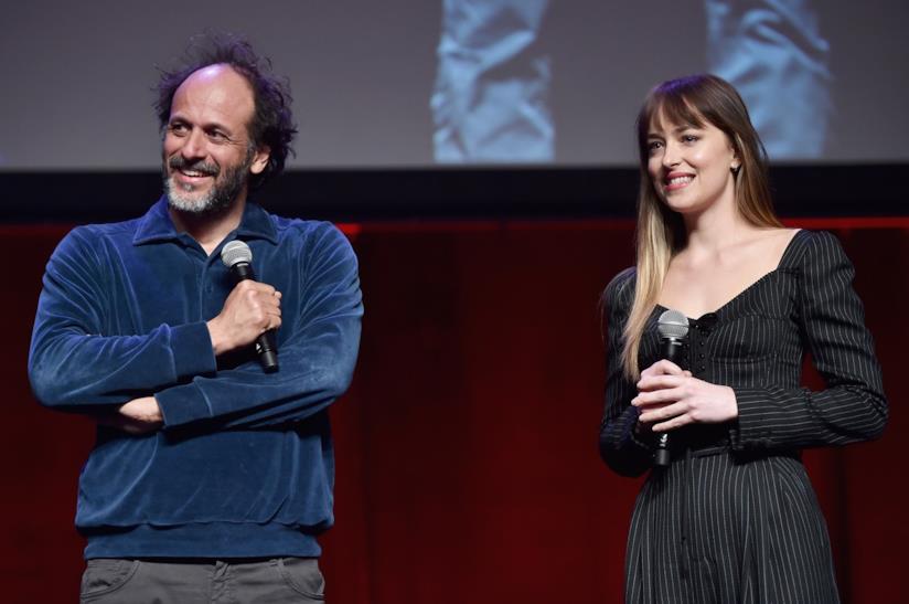 Luca Guadanino e Dakota Johnson al cinemacon per suspiria Dakota Johnson e Luca Gaudagnino al CinemaCon per il remake di Suspiria