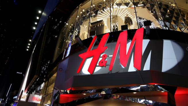 Vendite H&M in calo, in arrivo la svendita? Uno store H&M