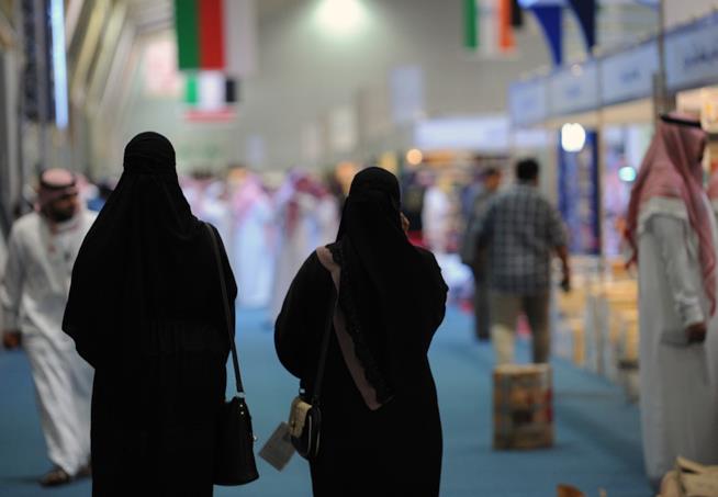 Donna saudita bloccata a Bangkok: 'Non rimandatemi dalla mia famiglia' Donne saudite