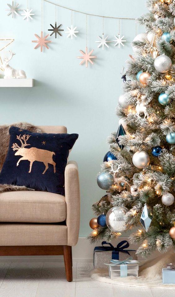 Albero di Natale oro, bianco, celeste Albero elegante