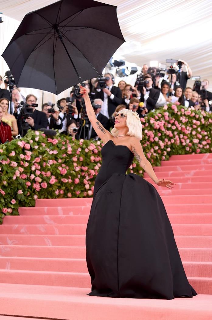 Lady Gaga Lady Gaga in abito nero