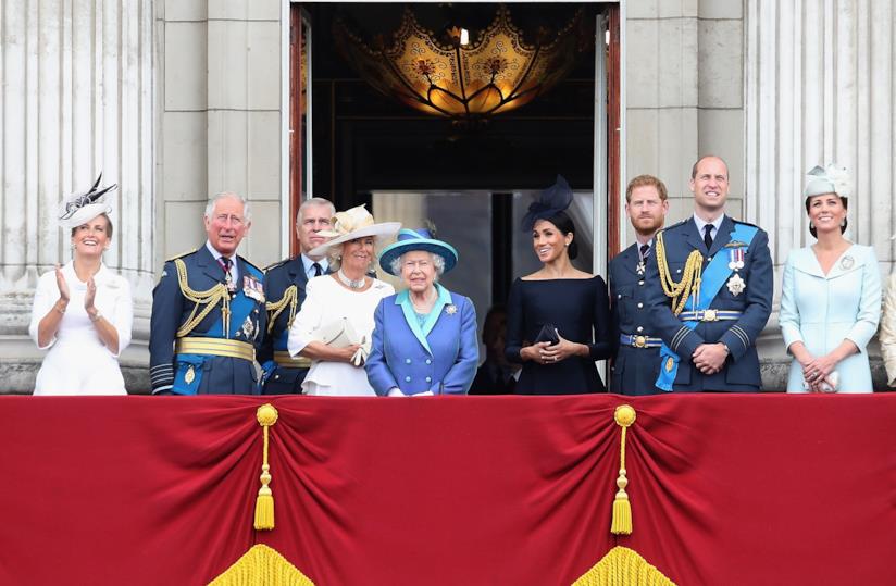 La Royal Family posa insieme per i 70 anni del Principe Carlo La Royal Family