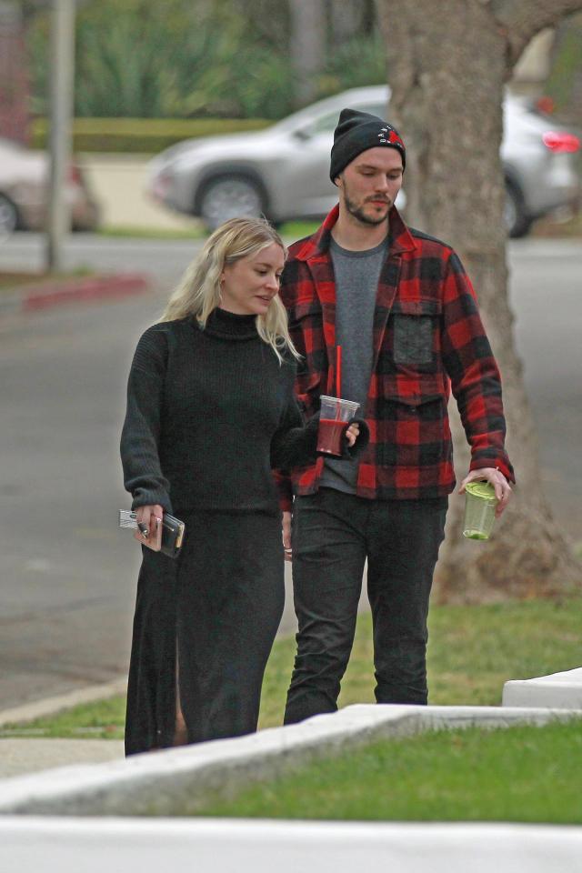 Nicholas Hoult ha avuto un figlio da Bryana Holly Nicholas Hoult e Bryana Holly