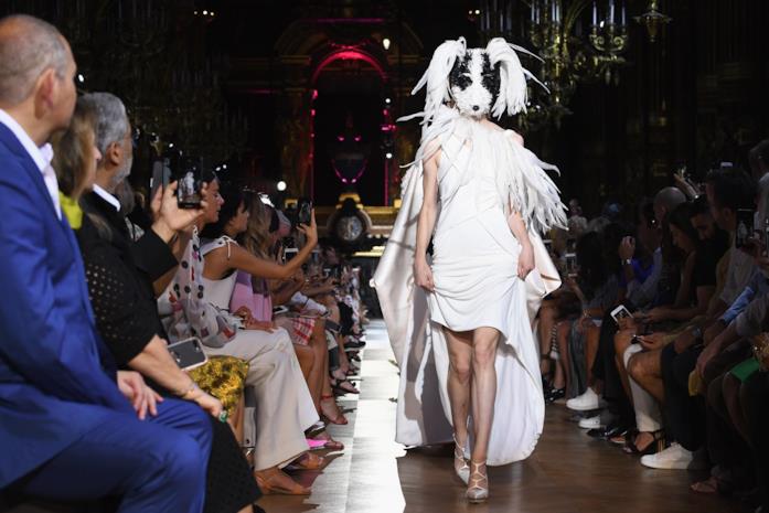 Schiaparelli Couture Schiaparelli Couture in una sfilata