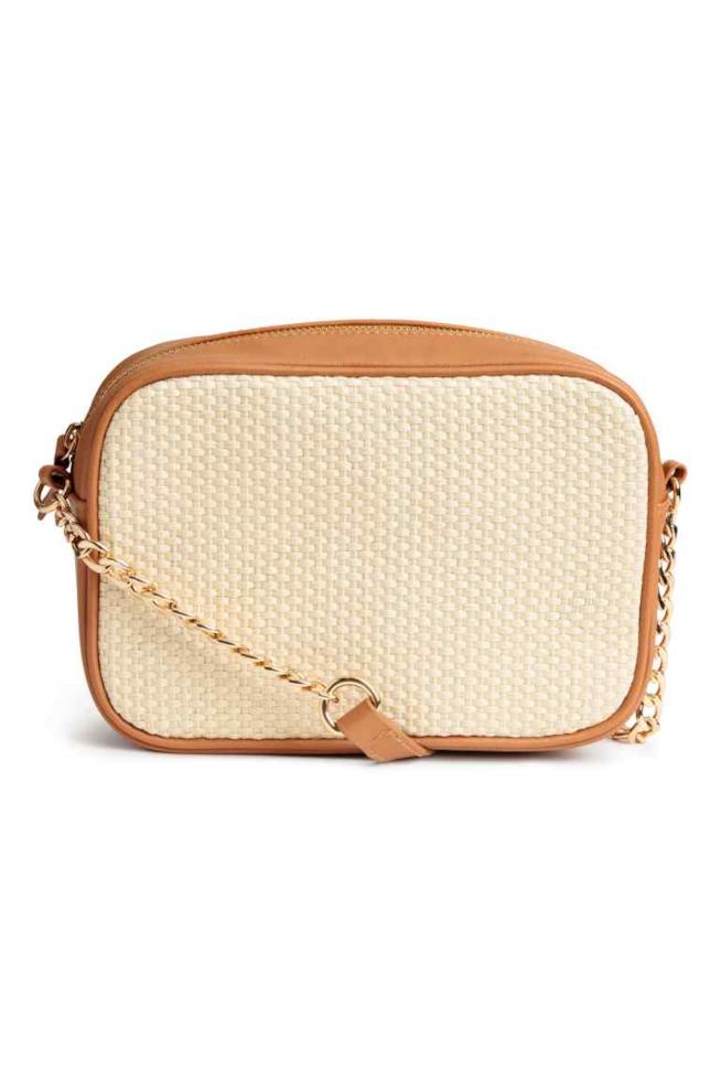 H&M: borsa di paglia estate 2017 H&M: borsa di paglia estate 2017