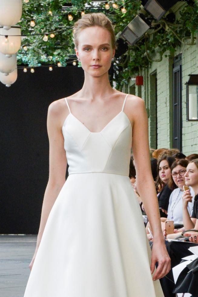 Capelli raccolti sposa Sposa con capelli raccolti