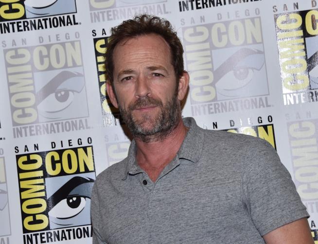 Luke Perry è morto per un ictus devastante Luke Perry