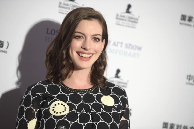Anne Hathaway risponde alle critiche sul suo peso su Instagram Anne Hathaway