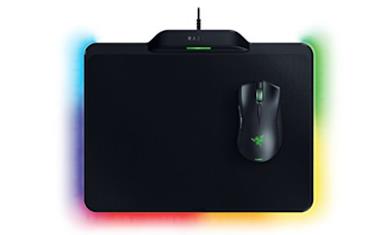 Mouse da Gioco con Alimentazione senza Fili e Tappetino di Alimentazione