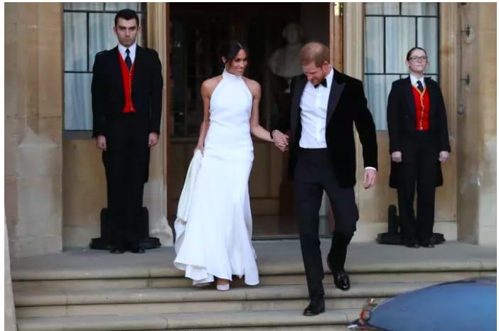 Harry e Meghan pronti per il ricevimento Harry e Meghan verso il party a Frogmore House