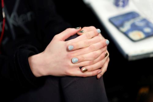 Nail art unghie corte Nail art su unghie corte