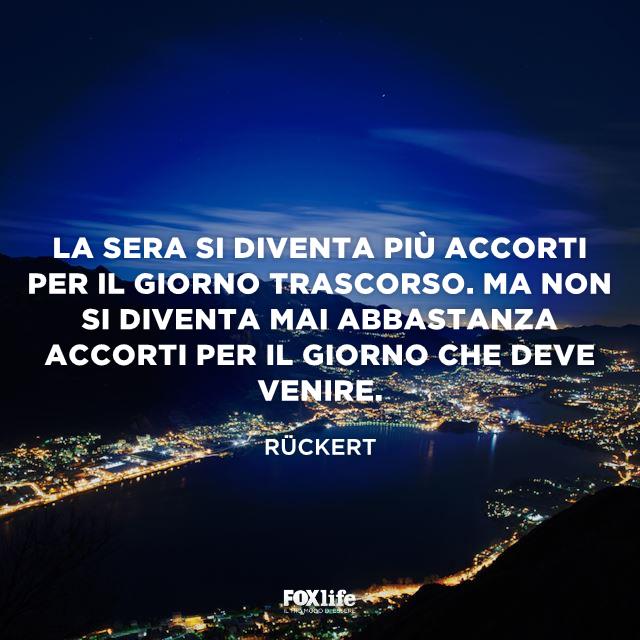 Frase Ruckert Città di notte vista dall'alto