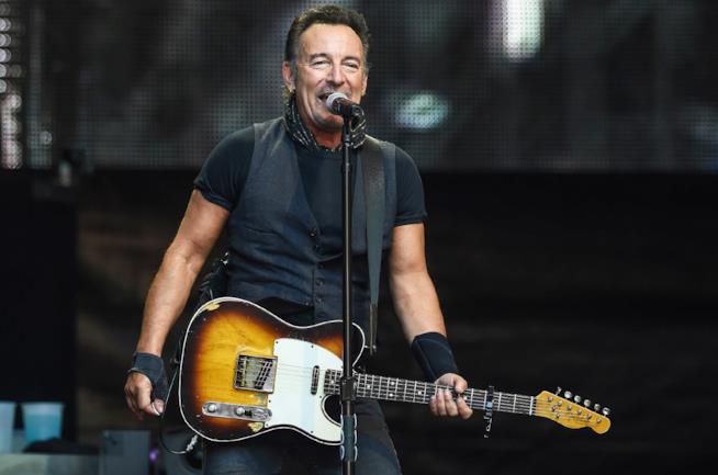 Bruce Springsteen è troppo vecchio per ascoltare Taylor Swift Bruce Springsteen, il rocker ammette di non avere più l'età per la musica di Taylor Swift
