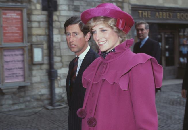 Il motivo per cui Lady Diana non vestiva Chanel dopo il divorzio Lady Diana e il Principe Carlo