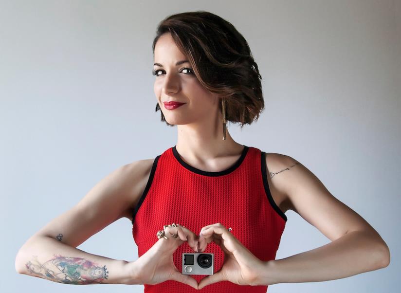 Andrea Delogu, conduttrice di Parla con Lei su FoxLife SKy Sarà Andrea Delogu a condurre il gioco di Parla con Lei
