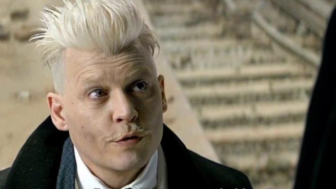 Animali Fantastici 2: il titolo, la data di uscita, le prime foto e una polemica Johnny Depp in Animali Fantastici
