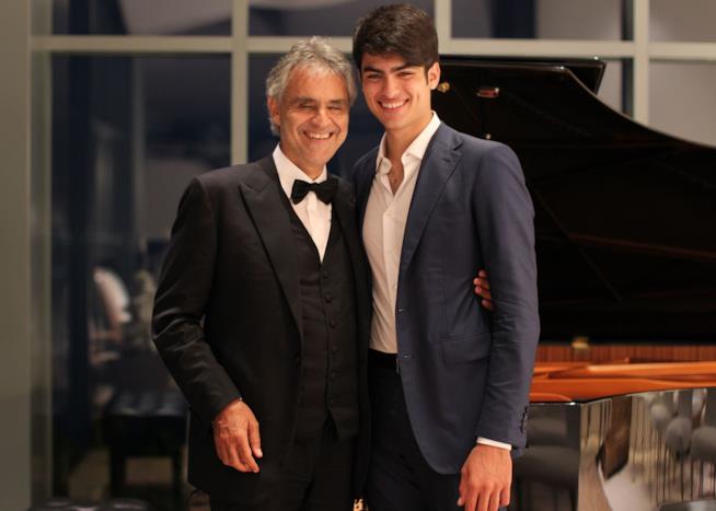 Andrea Bocelli col figlio Matteo Andrea e Matteo Bocelli
