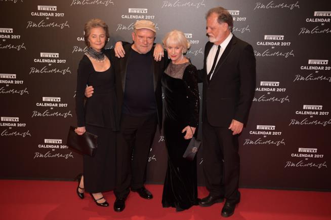 Charlotte Rampling Helen Mirren alla presentazione del Calendario Pirelli 2017 Charlotte Rampling, Helen Mirren, Peter Lindbergh Calendario Pirelli 2017