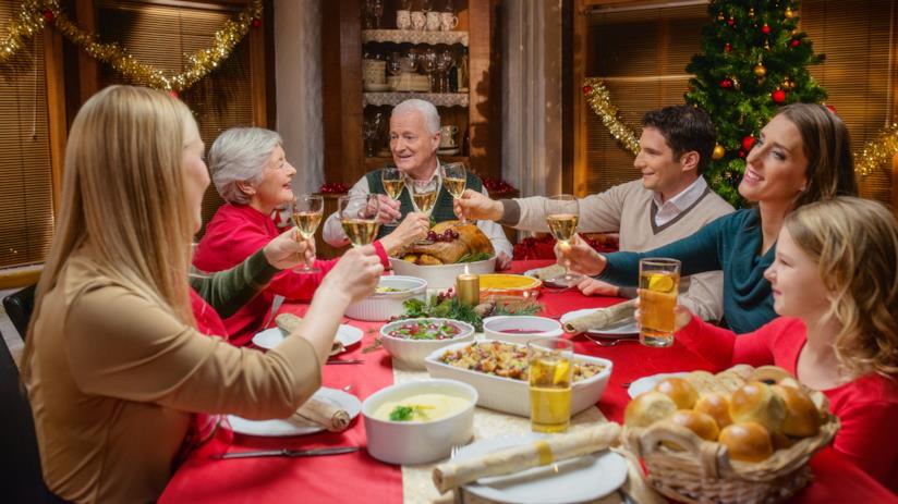 Menu di Natale per tante persone: ricette e consigli per le grandi tavolate Menu di Natale per tante persone