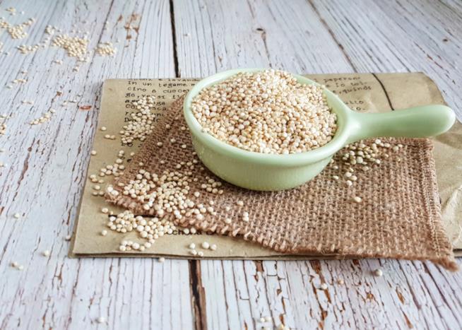 Quinoa Ciotola con semini