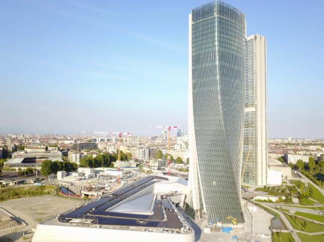 Skyline Milano, il grattacielo Torre Hadid Torre Hadid Milano, uno dei grattacielo dello Skyline di Milano