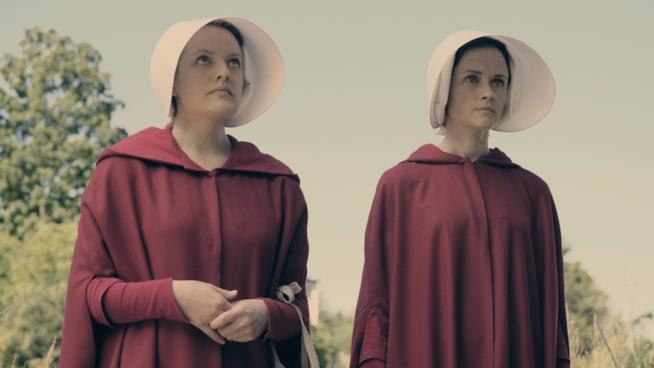 The Handmaid’s Tale, la seconda stagione Difred e Diglen di The Handmaid’s Tale