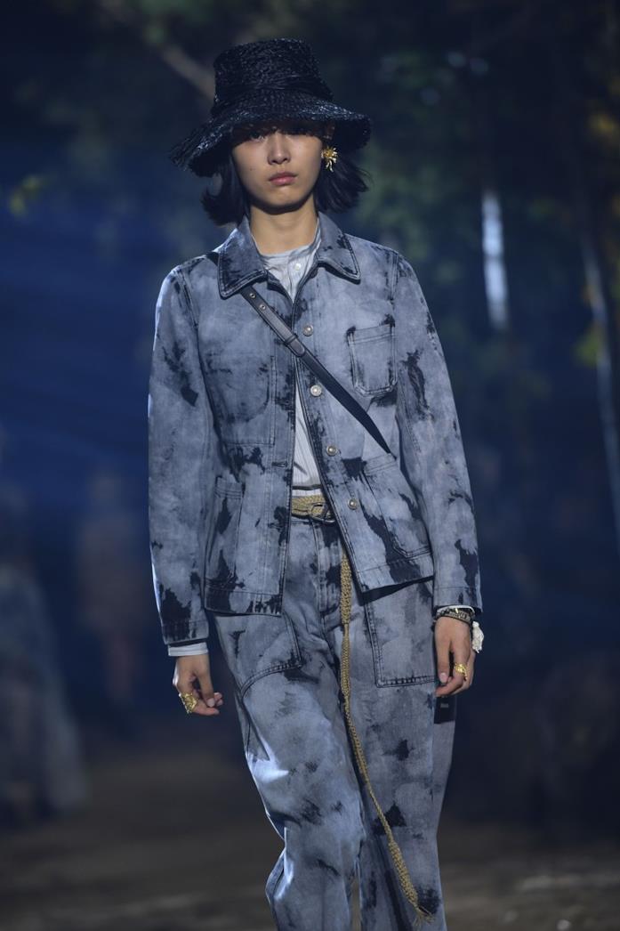 Sfilata Dior Un look della sfilata Dior
