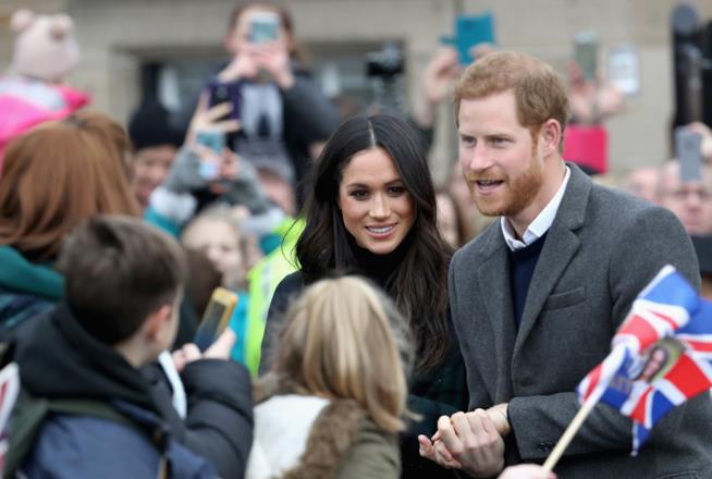 Meghan Markle e il Principe Harry hanno invitato il cast di Suits al loro matrimonio Meghan Markle e il Principe Harry