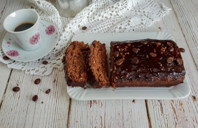 Plumcake al caffè Dolce con crema al cacao