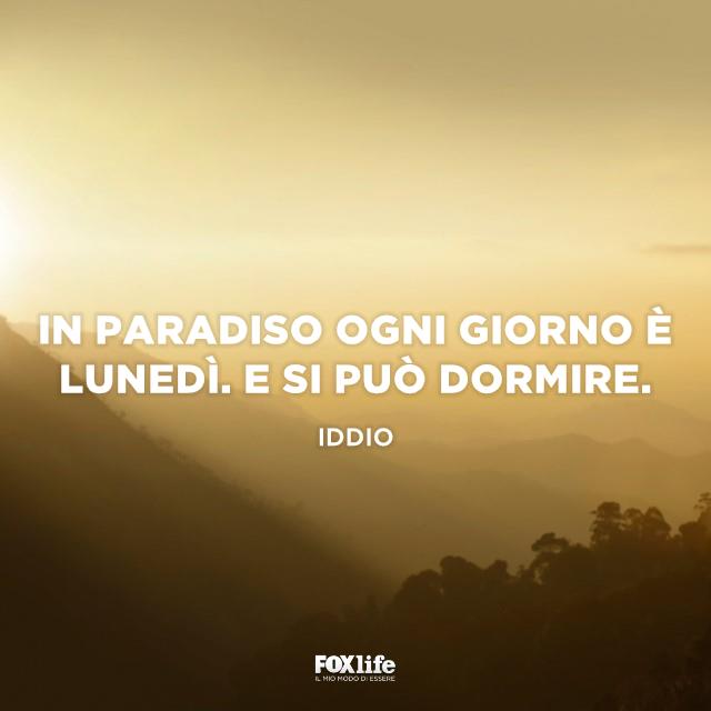 Citazione iddio Panorama di montagna all'alba