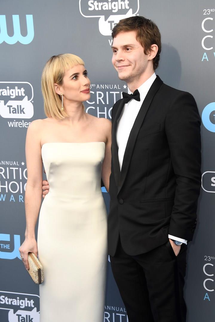 Emma Roberts ed Evan Peters si sono lasciati Emma Roberts ed Evan Peters insieme